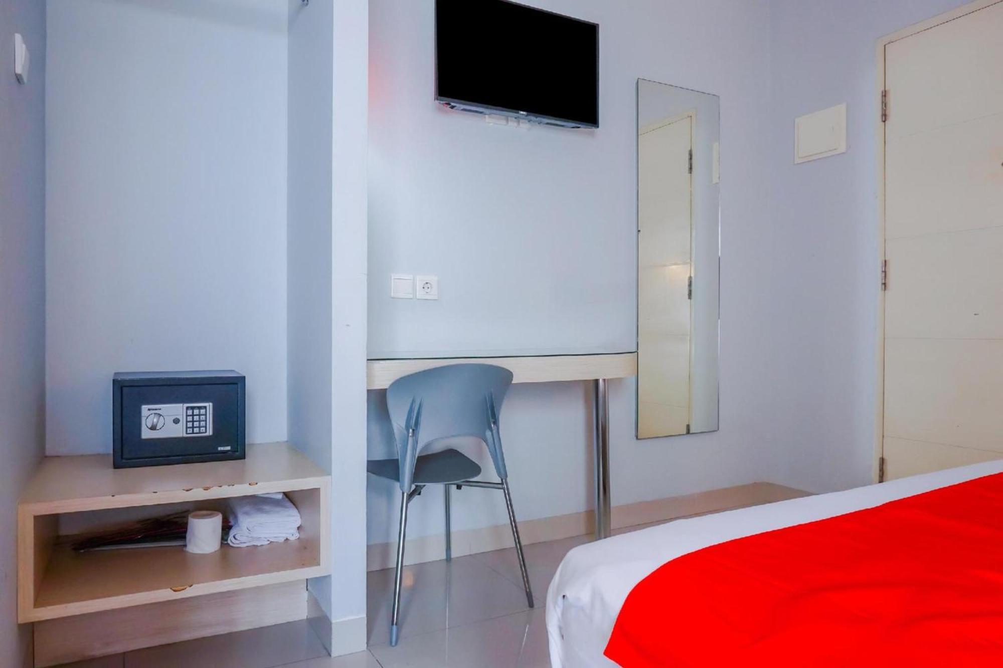 Collection O Hotel Antara Τζακάρτα Εξωτερικό φωτογραφία